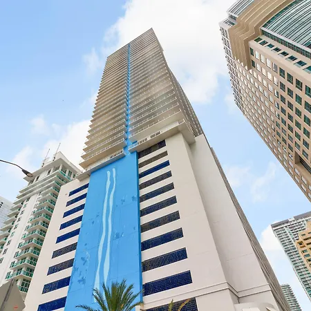 The Club At Brickell Bay Luxury Suites-2