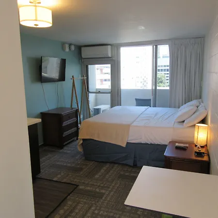 Waikiki Central Hotel - No Resort Fees-2