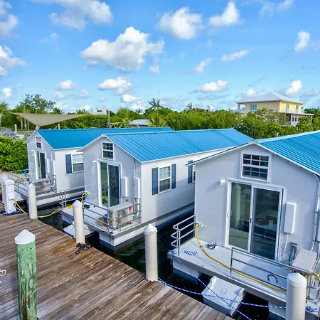 Yacht Haven-3