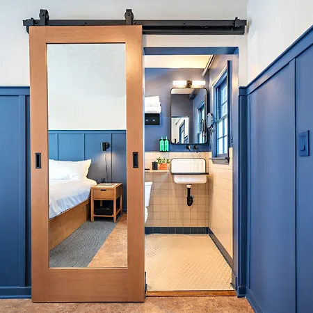 Bardstown Motor Lodge-2
