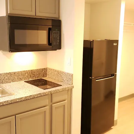 Suburban Studios Williamsburg Central-2