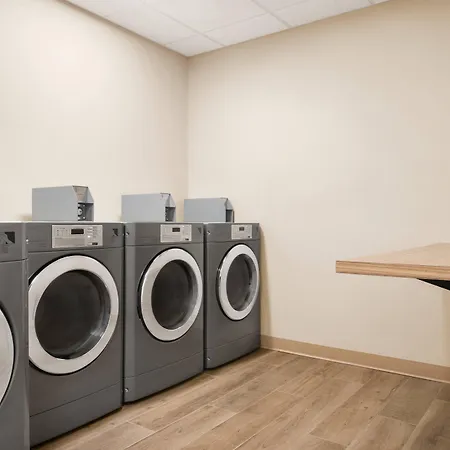 Towneplace Suites By Marriott Janesville-2
