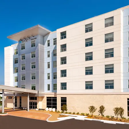 Hyatt House Tampa Airport/Westshore-3