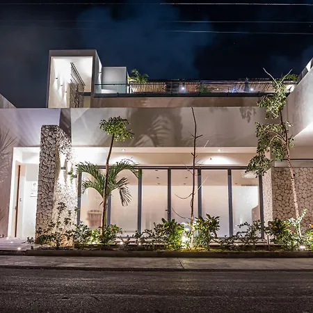 Moonshine Tulum Hotel & Hostel-3