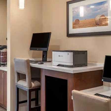 Comfort Inn & Suites Winchester-3