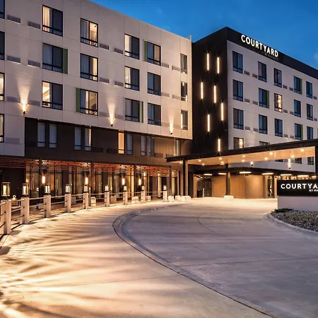 Courtyard Sioux City Downtown/Convention Center-2
