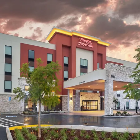 Hampton Inn & Suites Santa Maria-2