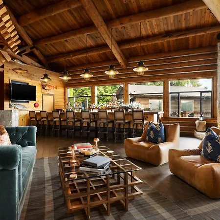 Salmon Falls Resort-2
