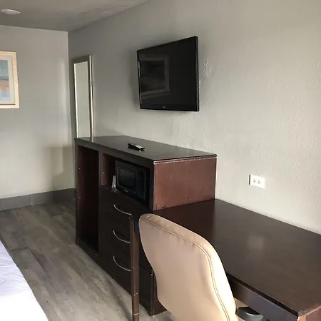 Budget Inn Valparaiso/Niceville @ Eglin Afb & Destin-Fwb Airport-3