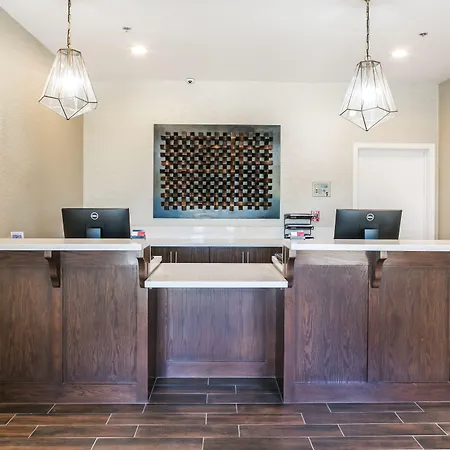 Hotel Siri Downtown - Paso Robles-3