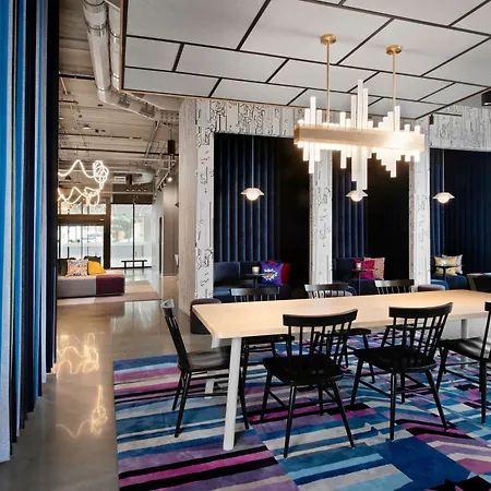 Aloft By Marriott Kansas City Country Club Plaza-2