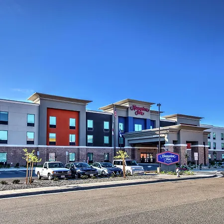Hampton Inn Fresno Airport-2