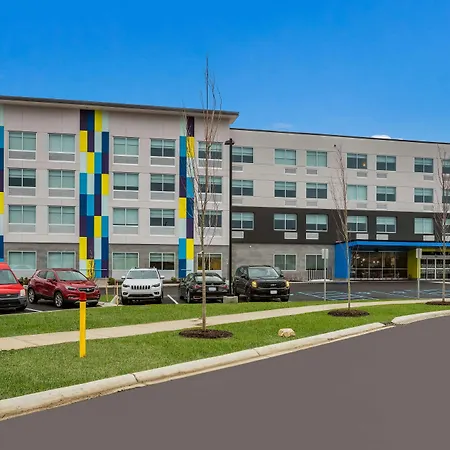 Tru By Hilton Traverse City-3