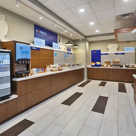Holiday Inn Express & Suites - Milan - Sandusky Area By Ihg-2