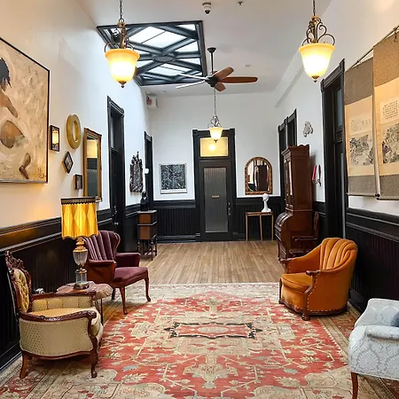 The Oliver Inn-2