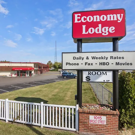 Economy Lodge Portsmouth-3