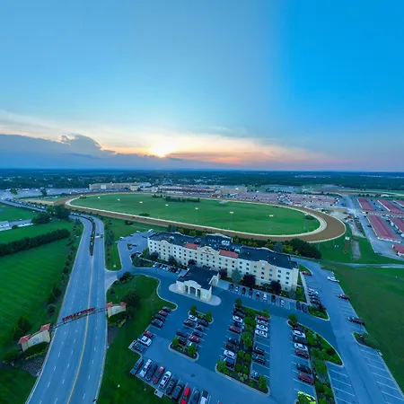 The Inn At Charles Town / Hollywood Casino-2