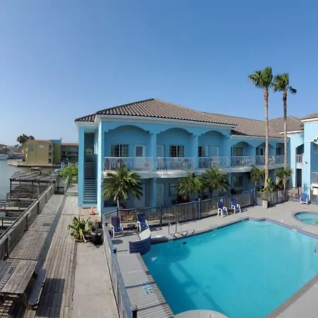 Casa Bella Hotel And Suites-3