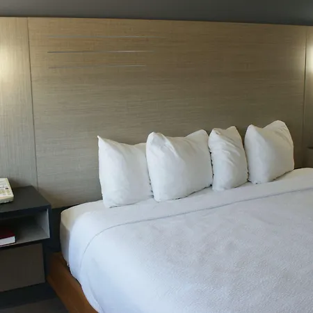 Sonesta Essential Van Buren-Fort Smith-3