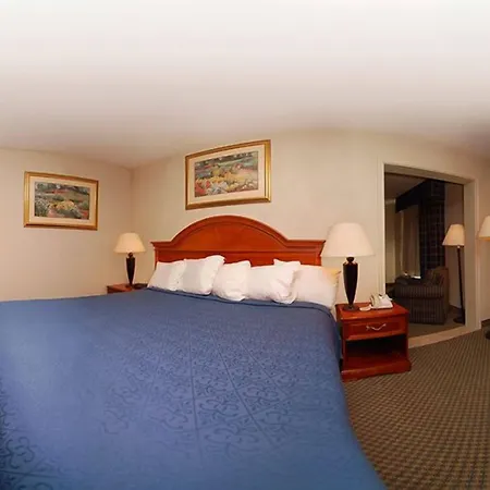 Texas Inn & Suites-2