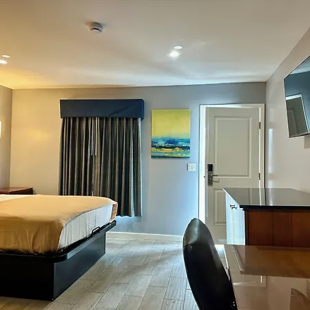 Oceanside Inn & Suites-2