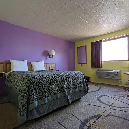 Great Plains Budget Inn-2