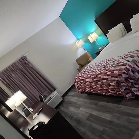 Sonesta Essential Ames-2