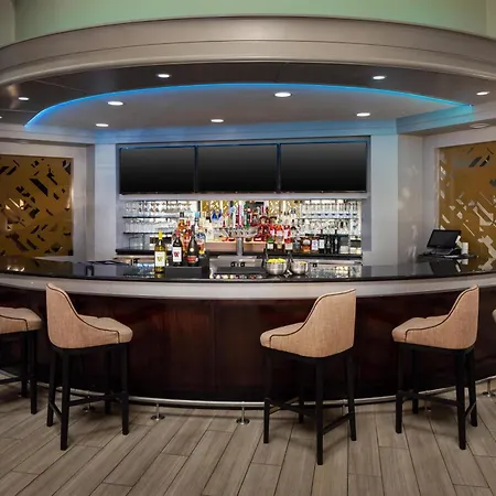 Embassy Suites By Hilton Laredo-3