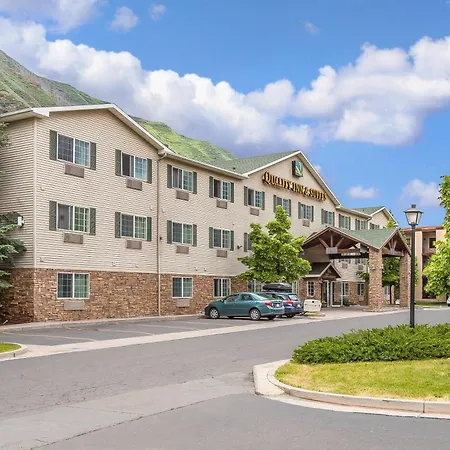 Quality Inn & Suites On The River-2