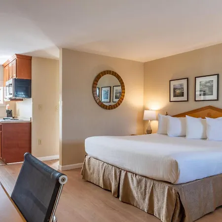 Port Inn And Suites Portsmouth, An Ascend Collection Hotel-3
