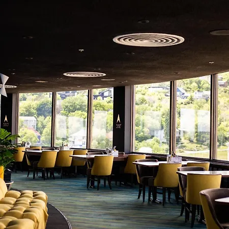 Radisson Hotel Duluth-Harborview-3