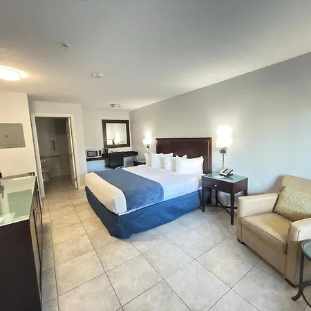 Lantern Inn & Suites - Sarasota-2