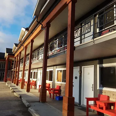 Alpine Inn & Suites-3