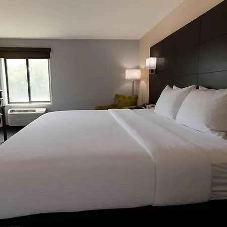 Quality Inn & Suites Circleville-3