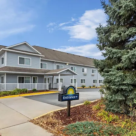 Days Inn By Wyndham Ames-3