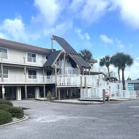 Soundside Holiday Beach Resort-3