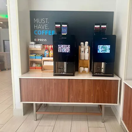 Holiday Inn Express & Suites Chatsworth By Ihg-3