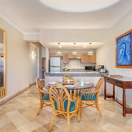Velas Vallarta Suite Resort All-Inclusive-2