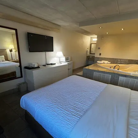 Traveiodge By Wyndham Parsippany-2