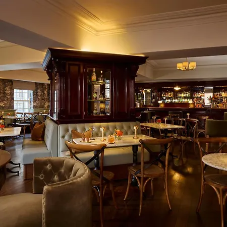 Buswells Hotel-2