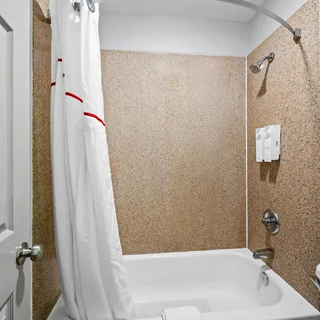 Red Roof Inn College Station-3