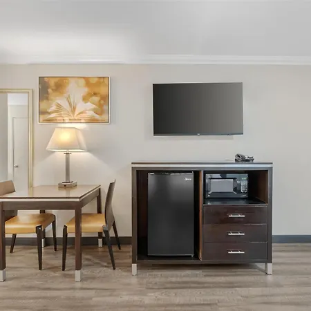 Best Western Courtesy Hotel - Anaheim Resort Amusement Park-2