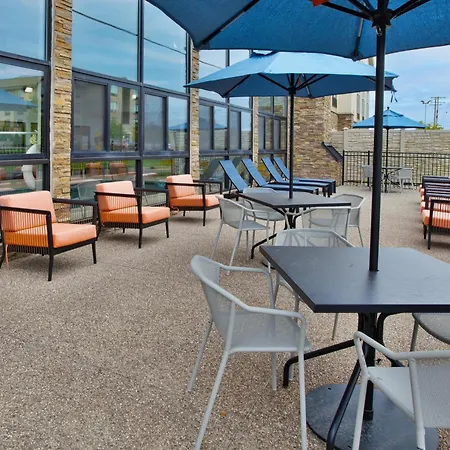 Hampton Inn Detroit/Belleville-Airport Area-2