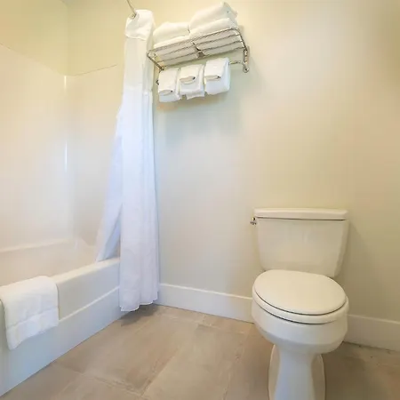 Sun & Ski Inn And Suites-2