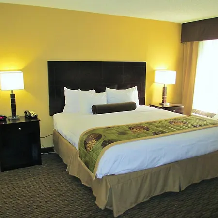 Best Western Plus Goldsboro-2