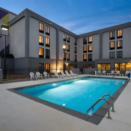 Spark By Hilton Decatur-2