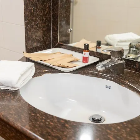 Ramee Guestline Hotel Dadar-3