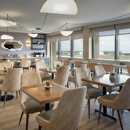 Tampa Airport Marriott-3