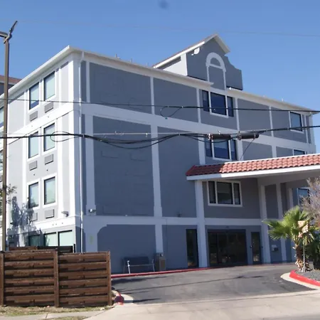 Holiday Inn Express & Suites San Antonio - Downtown Market Area By Ihg-3