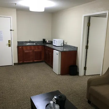 Comfort Inn & Suites Atlanta-Smyrna-3